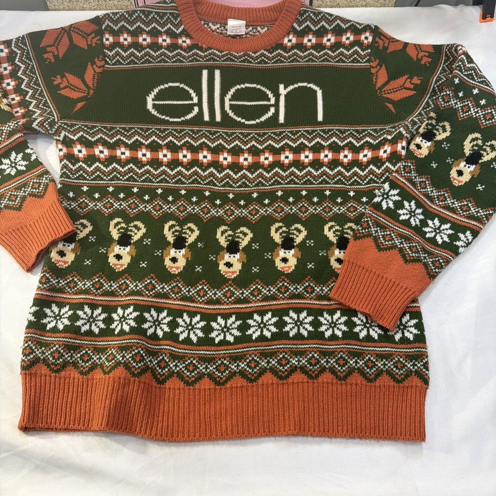 Women's/ Unixes  ELLEN Show Christmas Sweater Size Large Unique Hard to Find 377